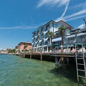 https://hotel-venezia.hotelinveneto.com